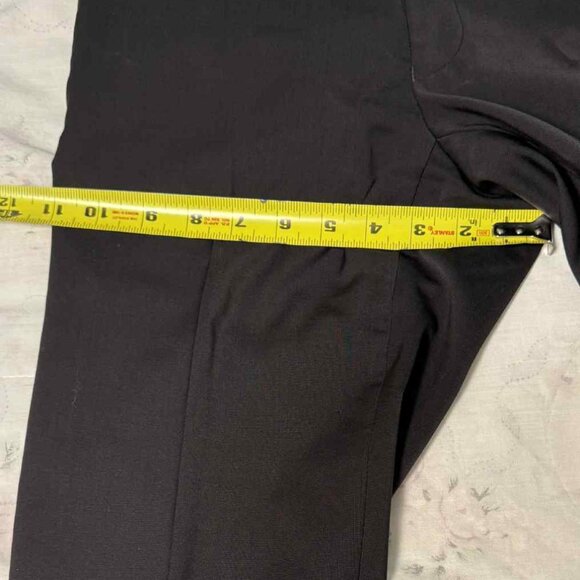 Calvin Klein Black Wool Two-Piece Suit - 36R & 30x30 - Picture 9 of 12